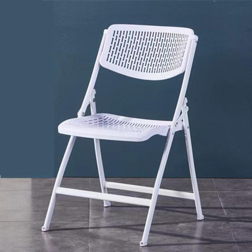 Sedie Pieghevoli in Plastica B - Outdoor Furniture Rental For Party recensione e prezzo
